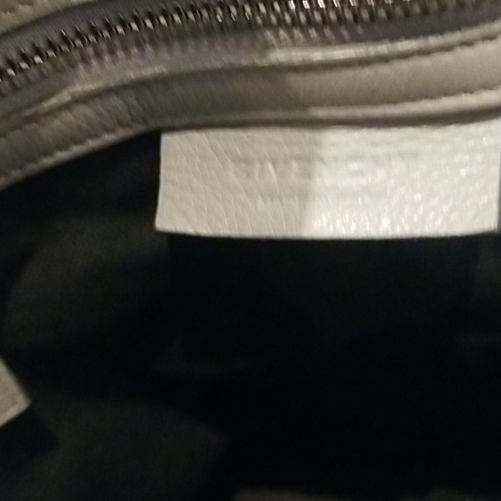 Givenchy bag - Picture 6 of 9
